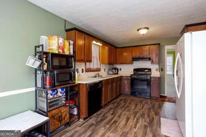 563 Presidential Dr — photo 23 of 45