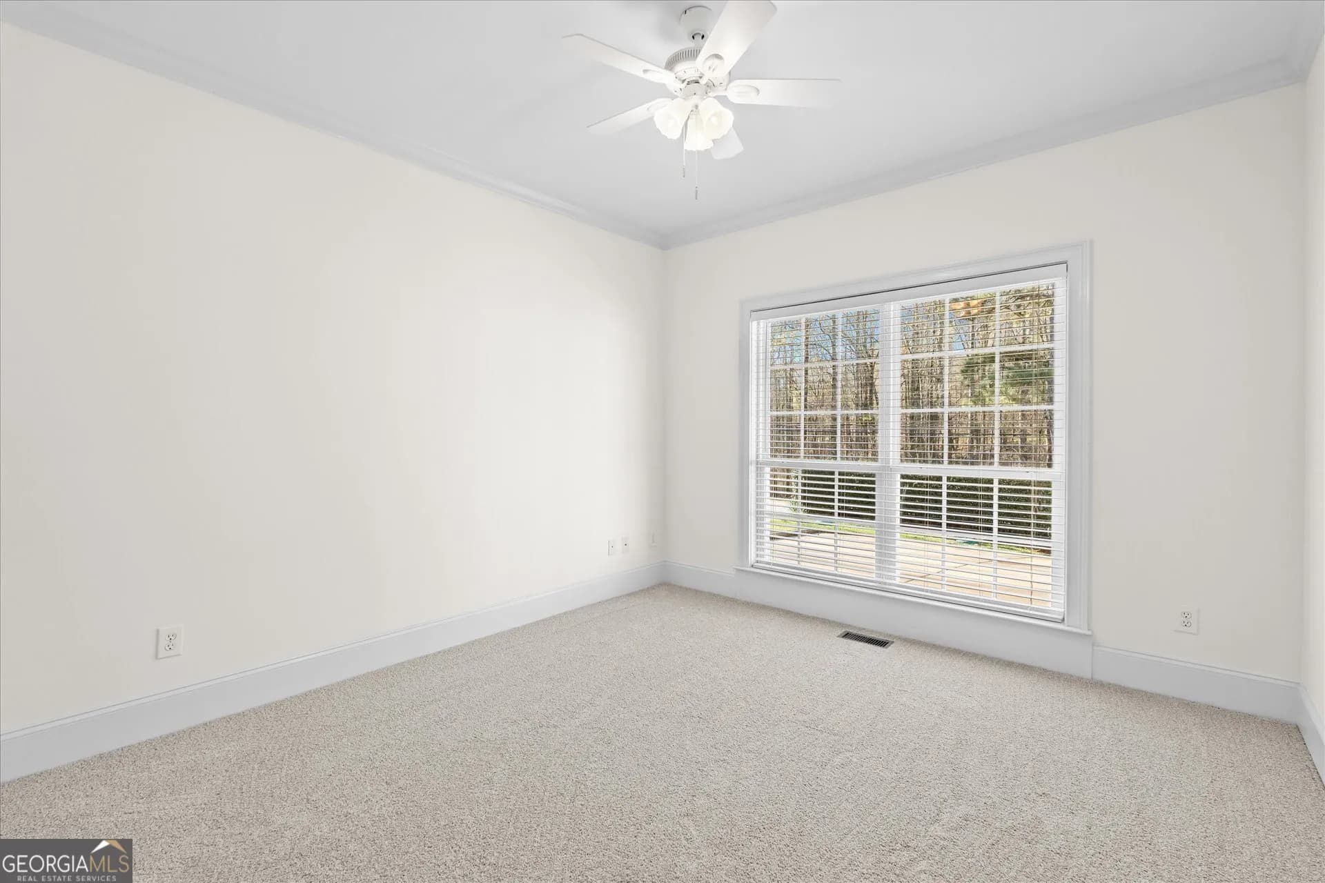 1030 Lakeview Pkwy — photo 11 of 50