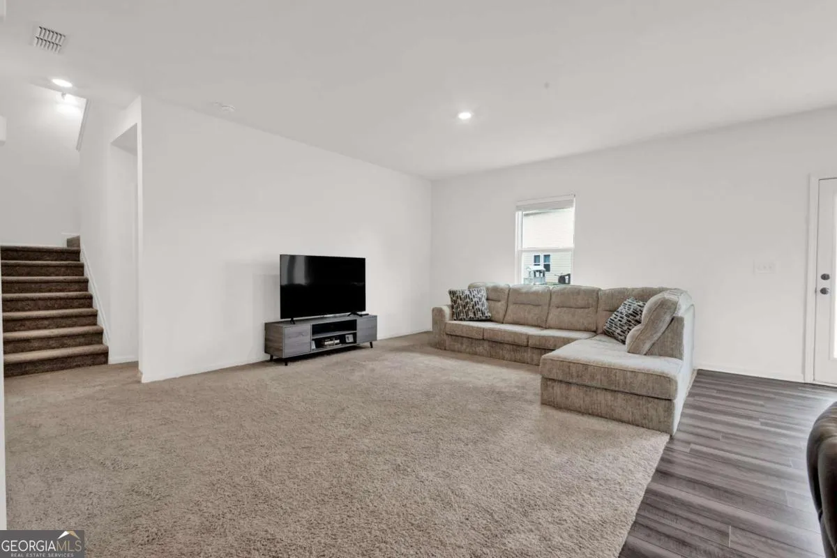 212 Cotton Tail Ln — photo 35 of 39