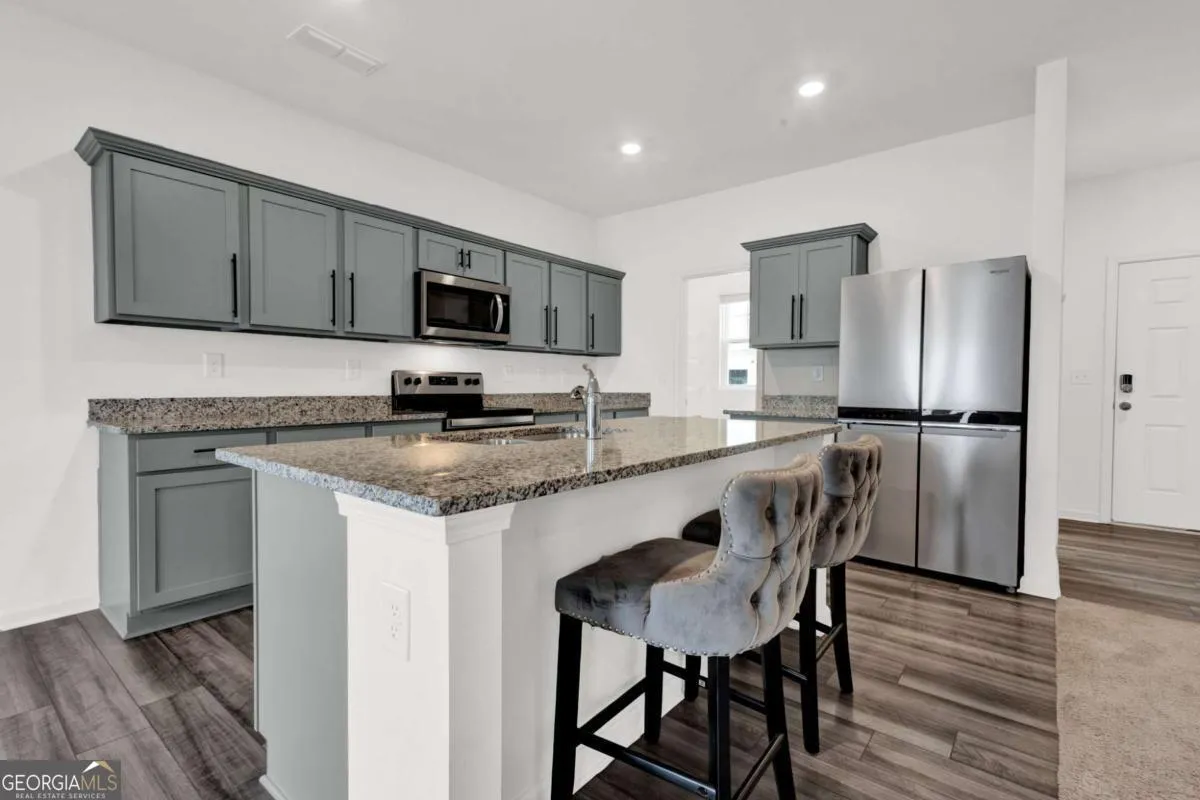 212 Cotton Tail Ln — photo 7 of 39