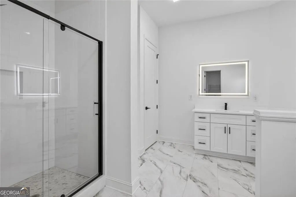 3219 Bakewell St — photo 5 of 29