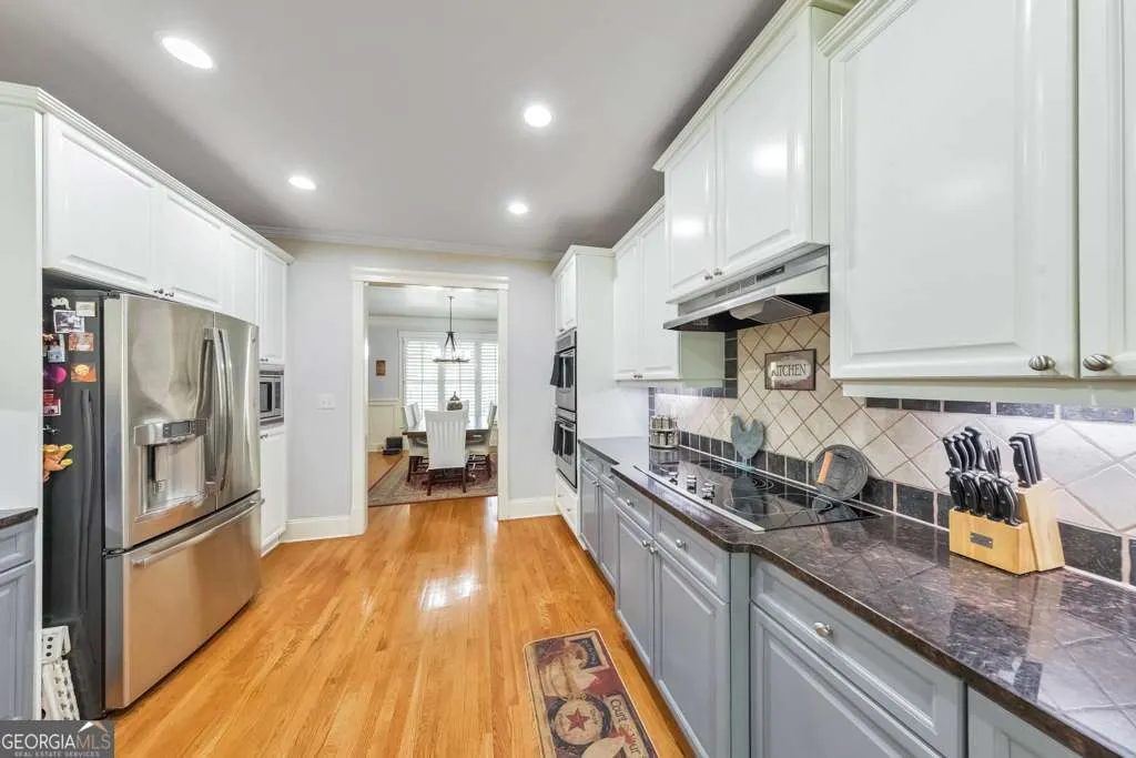 38 Sagemont Ct — photo 6 of 81