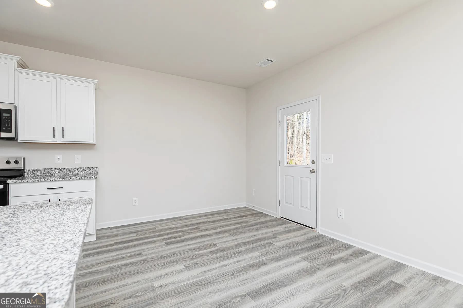 202 Katelyn Way — photo 3 of 16