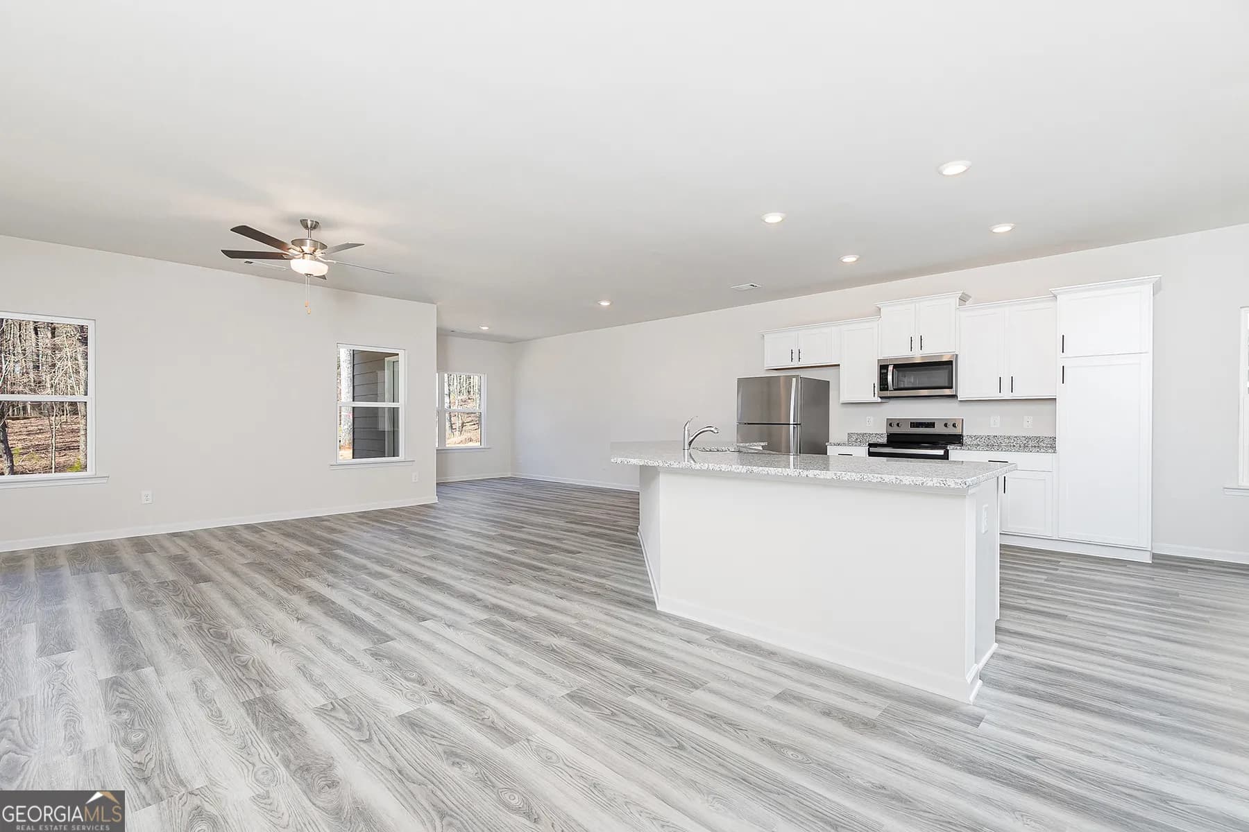 659 Mackenzie Cv — photo 17 of 20