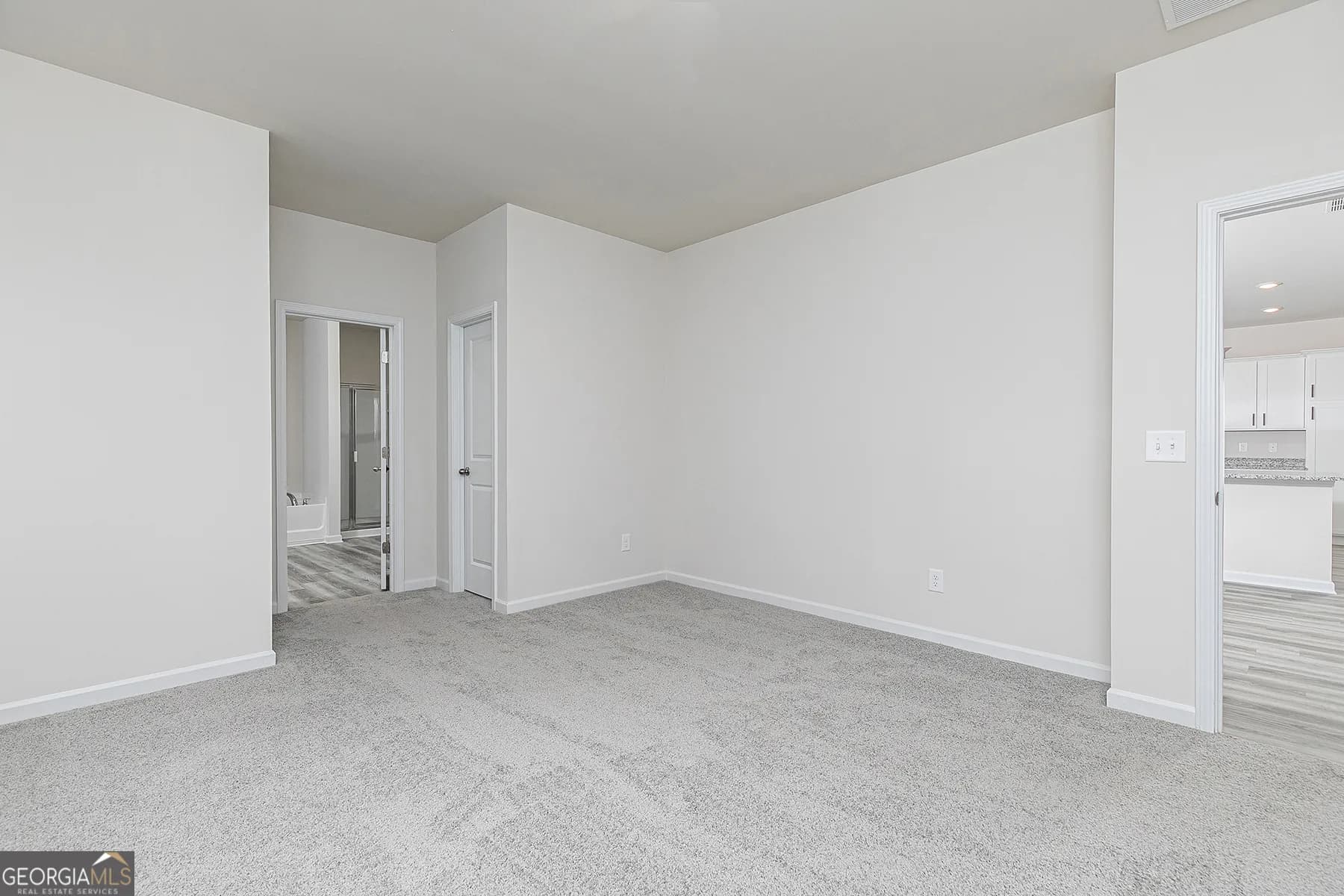 659 Mackenzie Cv — photo 6 of 20