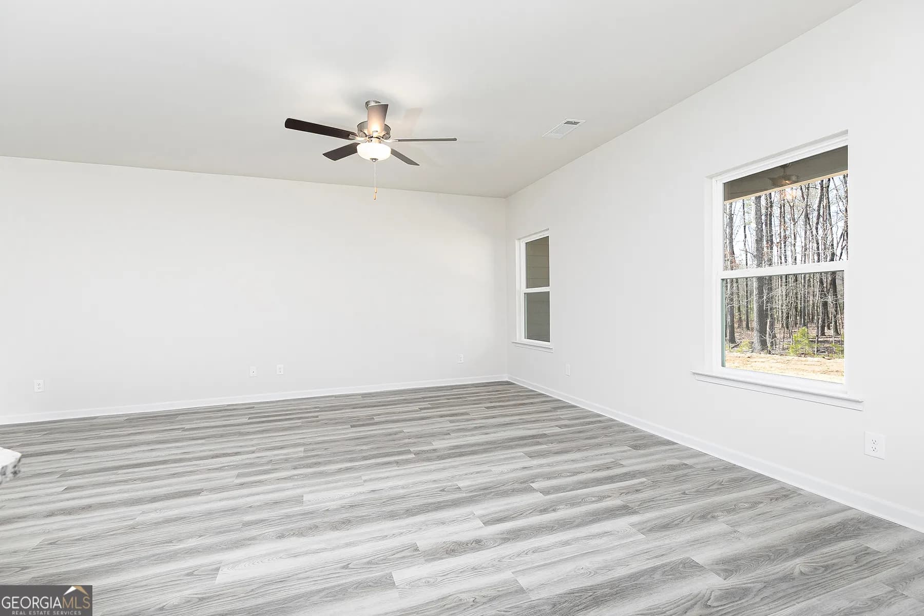 659 Mackenzie Cv — photo 18 of 20