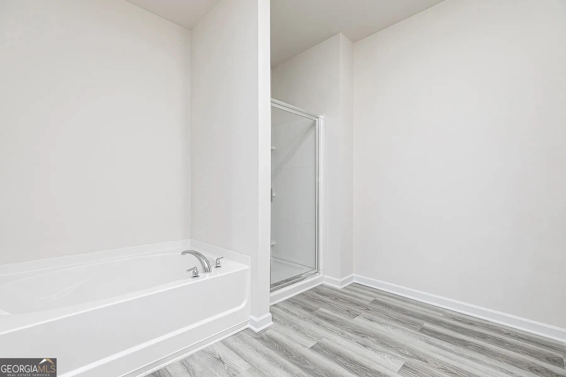 659 Mackenzie Cv — photo 9 of 20