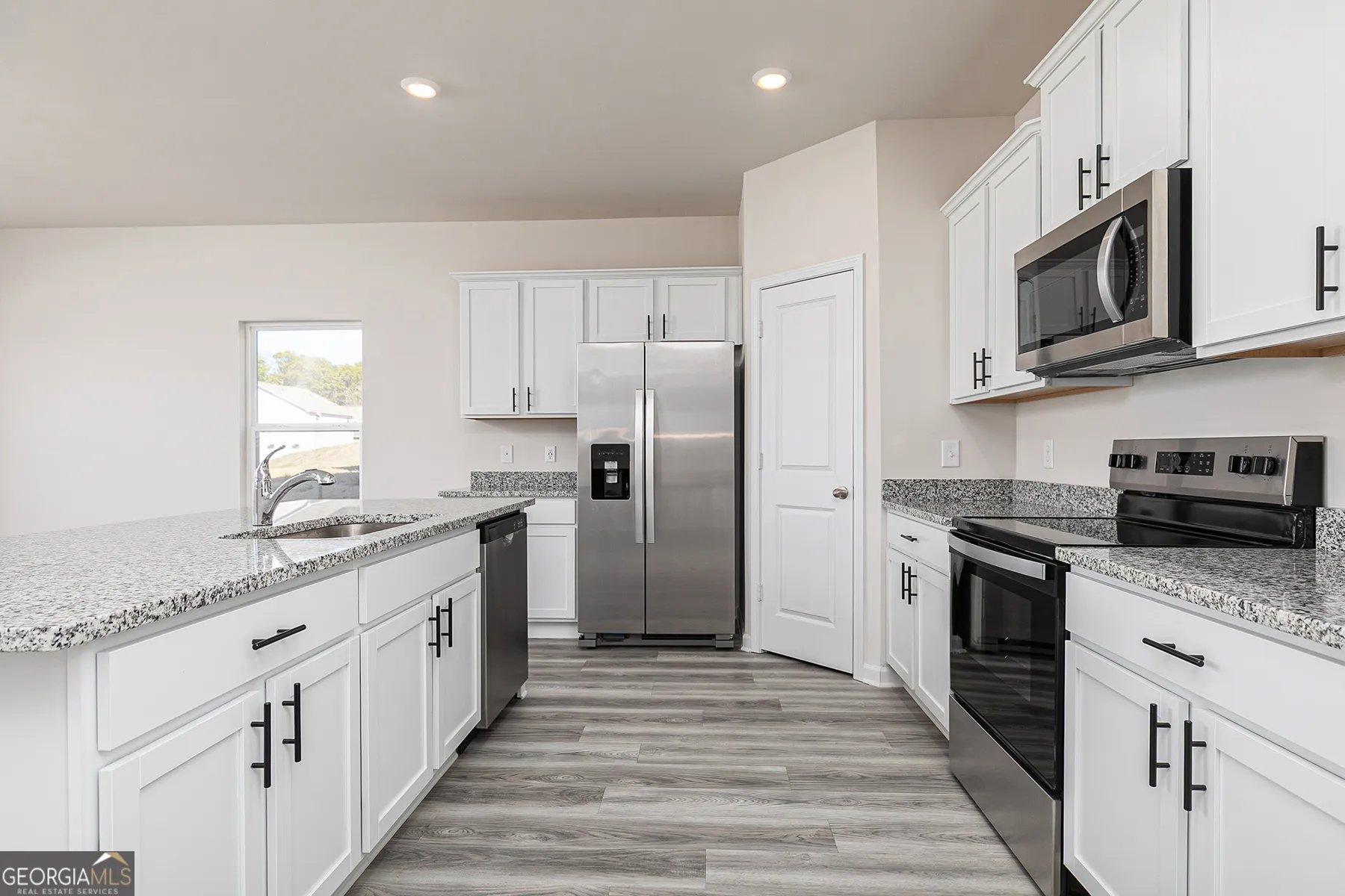 148 Howell Dr — photo 16 of 17