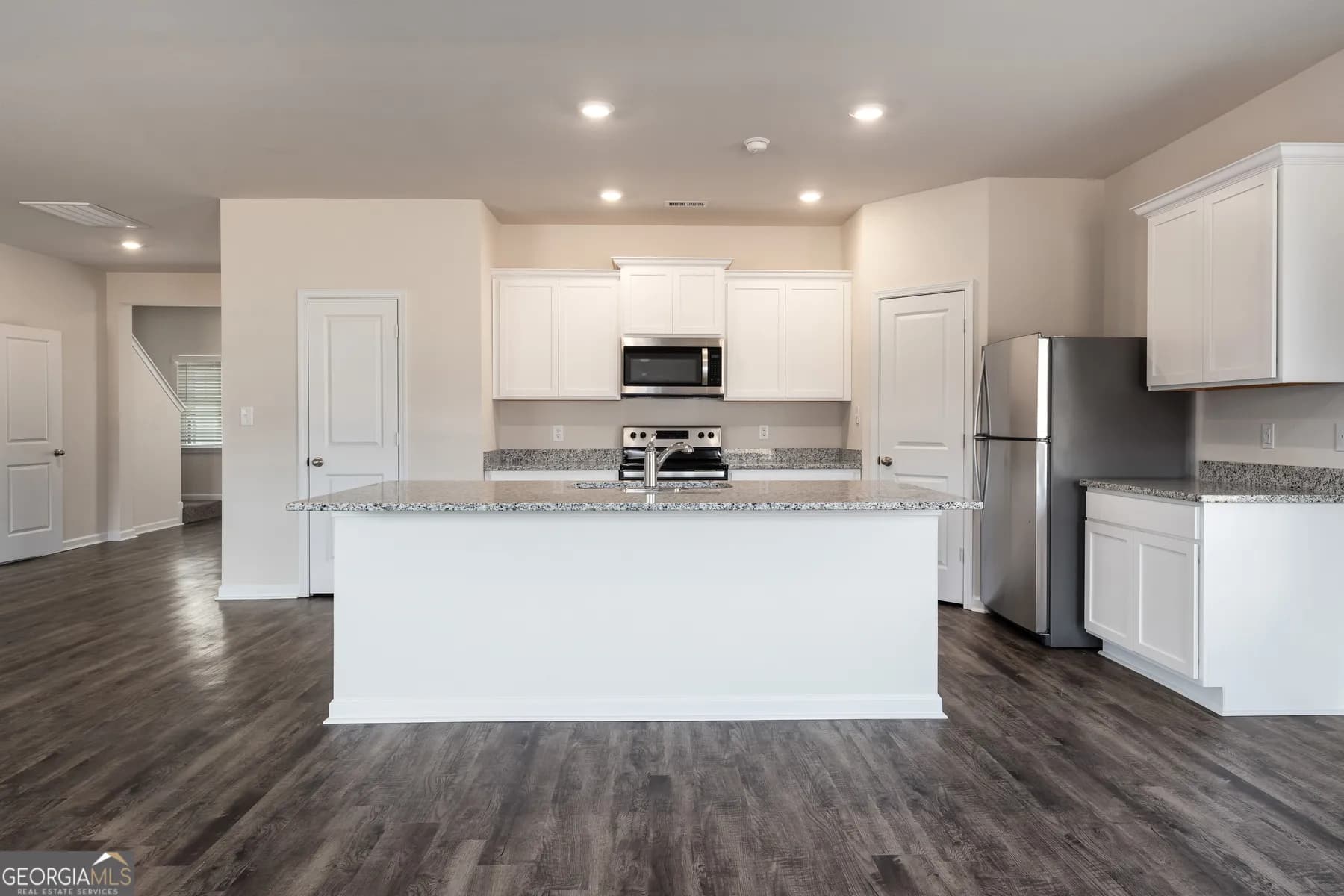 112 Howell Dr — photo 13 of 16