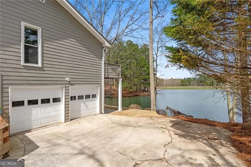7180 Lakemond Ct — photo 33 of 61