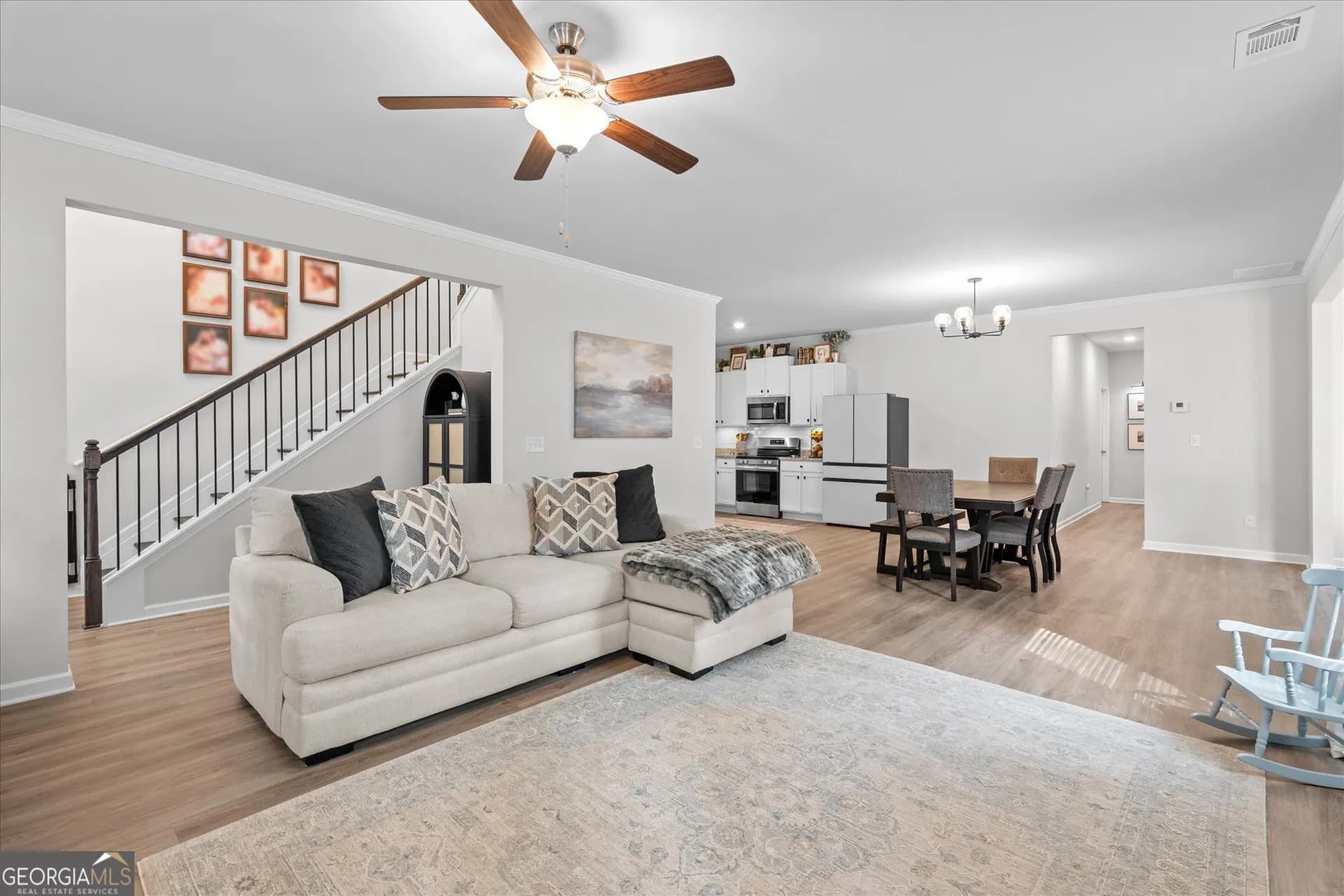 8091 Lakeview Pkwy — photo 4 of 71