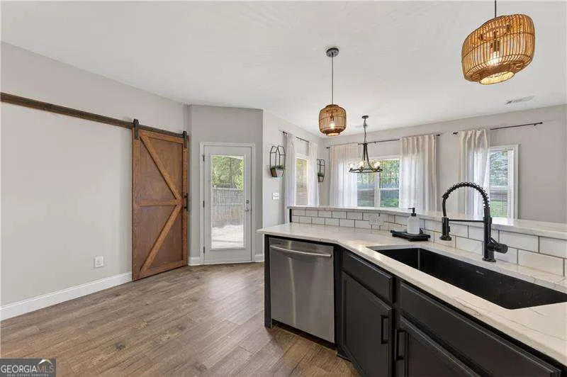 22 Ragan Dr — photo 6 of 42