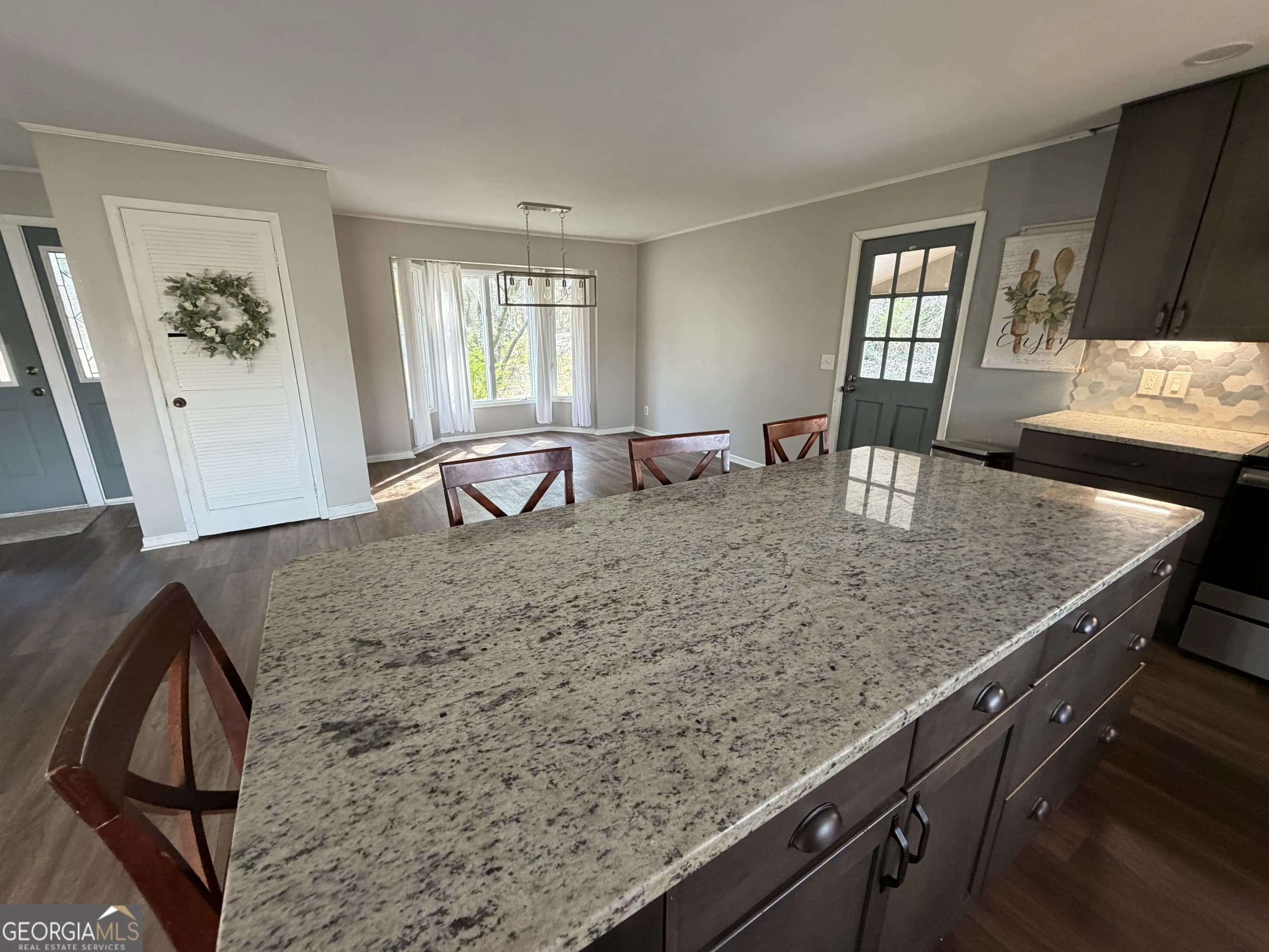 601 Pinecrest Dr — photo 19 of 20