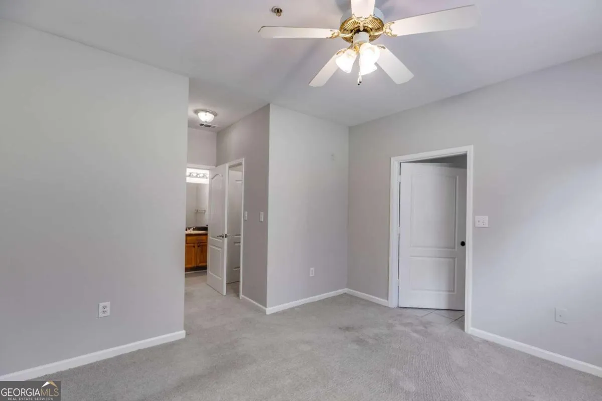 7712 Autry Cir — photo 4 of 27