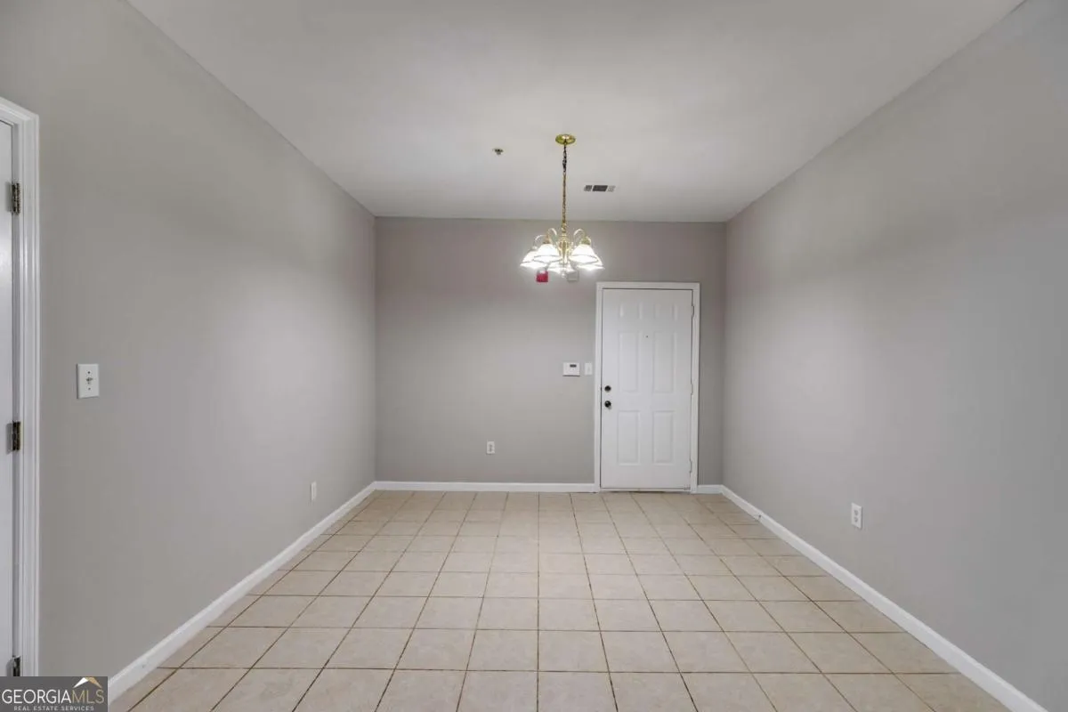 7712 Autry Cir — photo 13 of 27