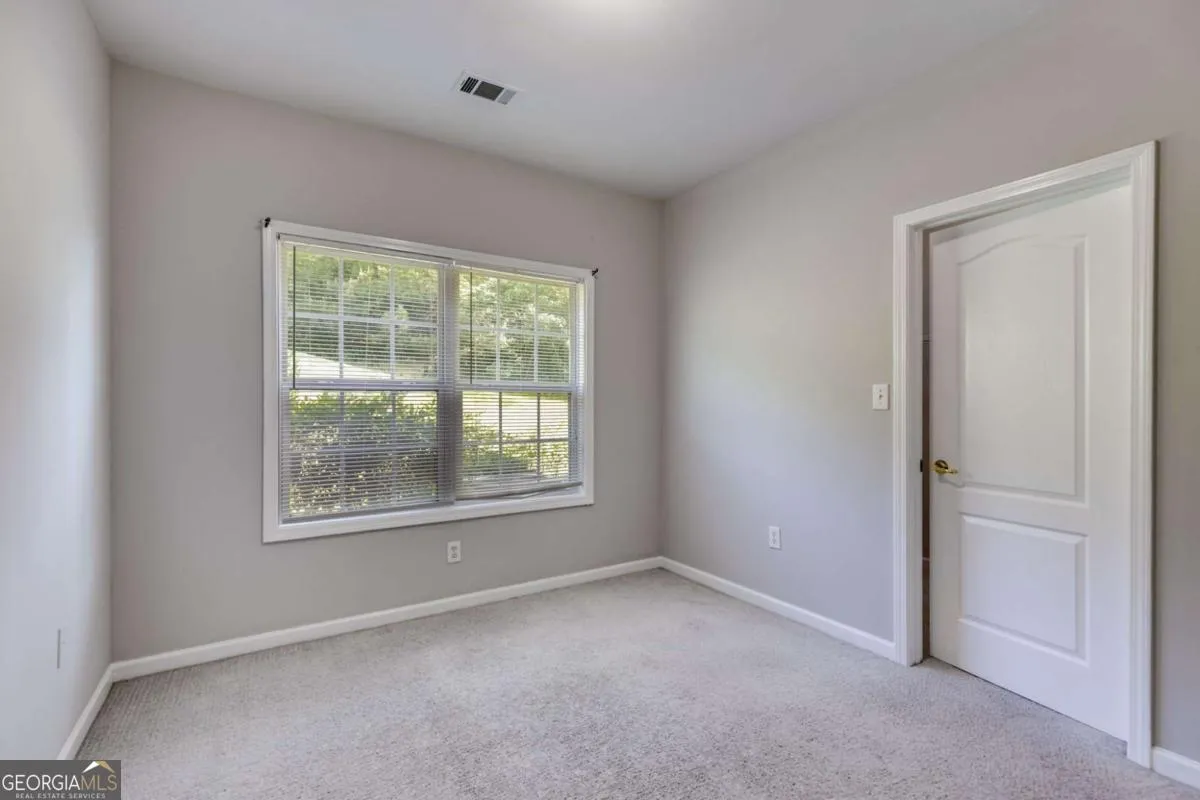 7712 Autry Cir — photo 11 of 27