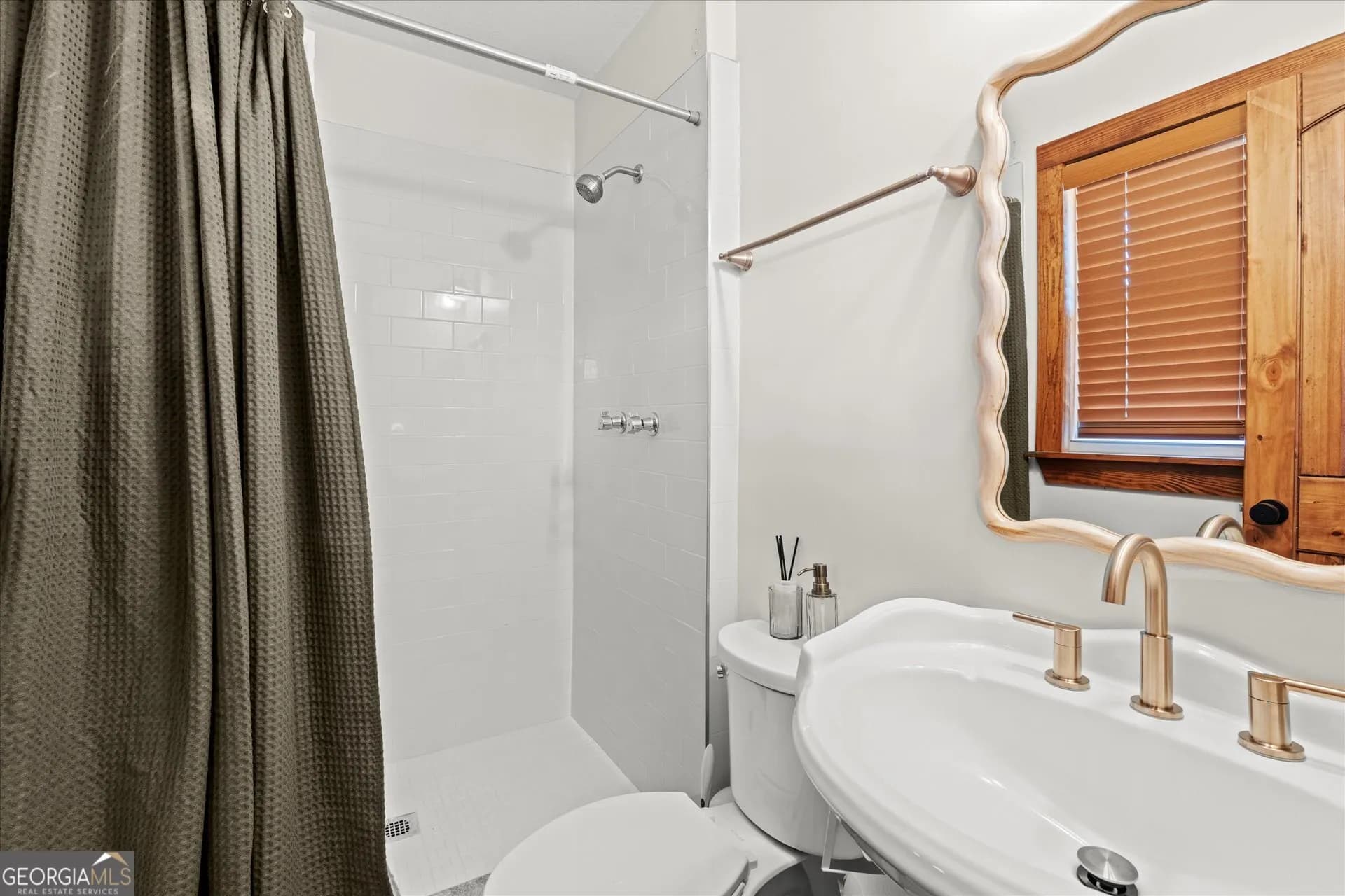 109 Briarwood Dr — photo 28 of 40