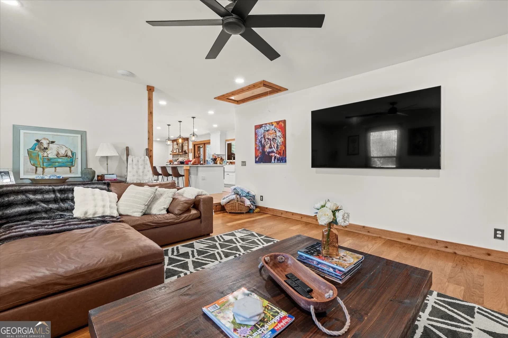 109 Briarwood Dr — photo 11 of 40