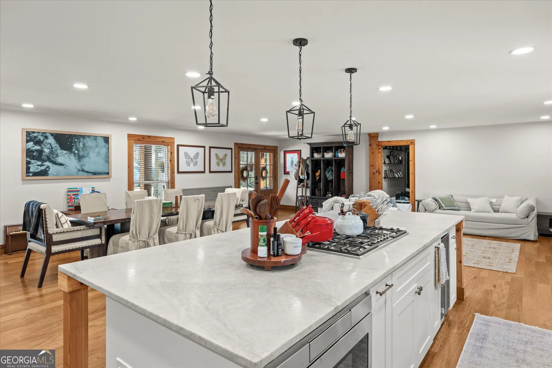 109 Briarwood Dr — photo 6 of 40