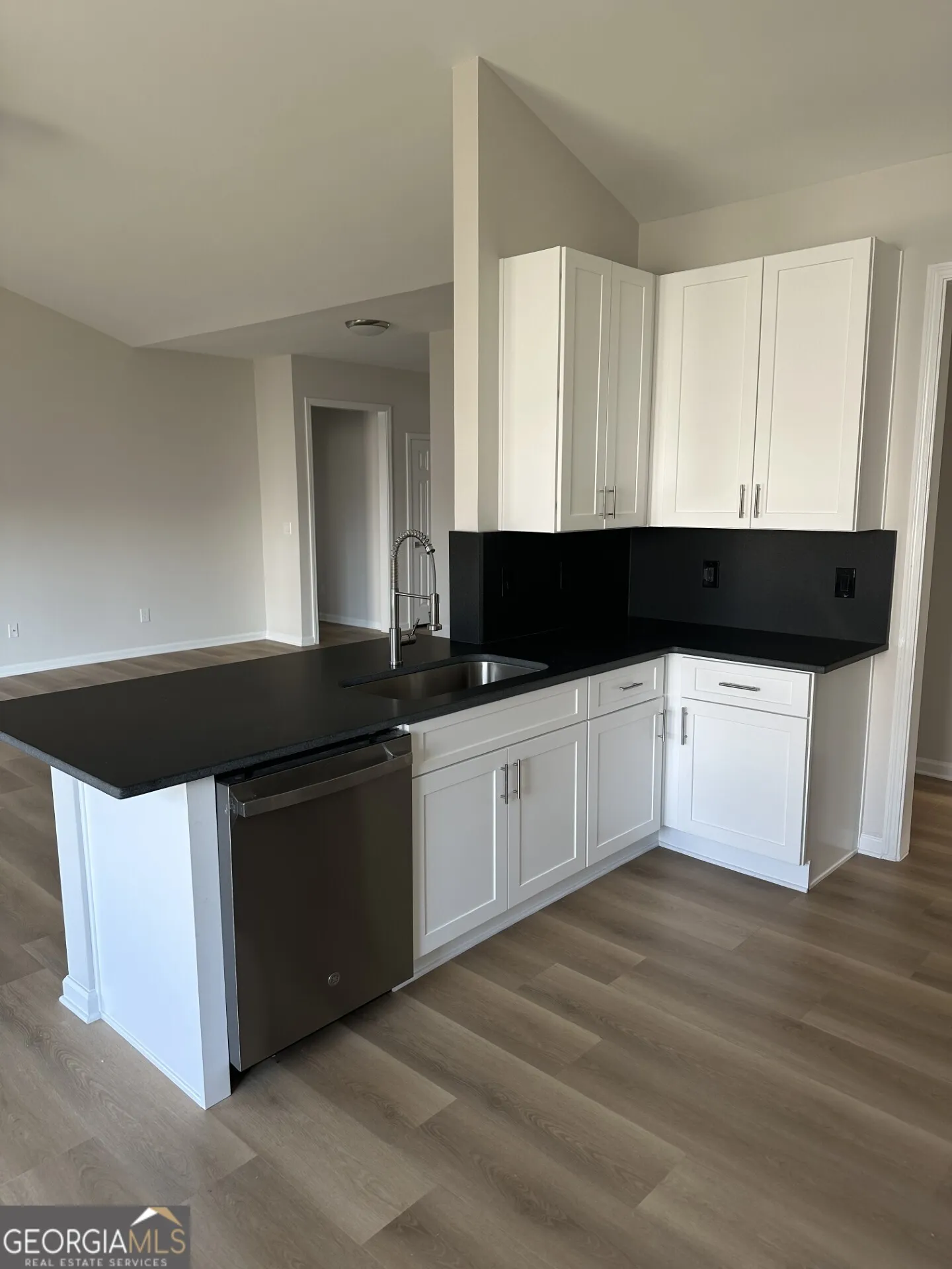 126 Horseshoe Ln — photo 24 of 25