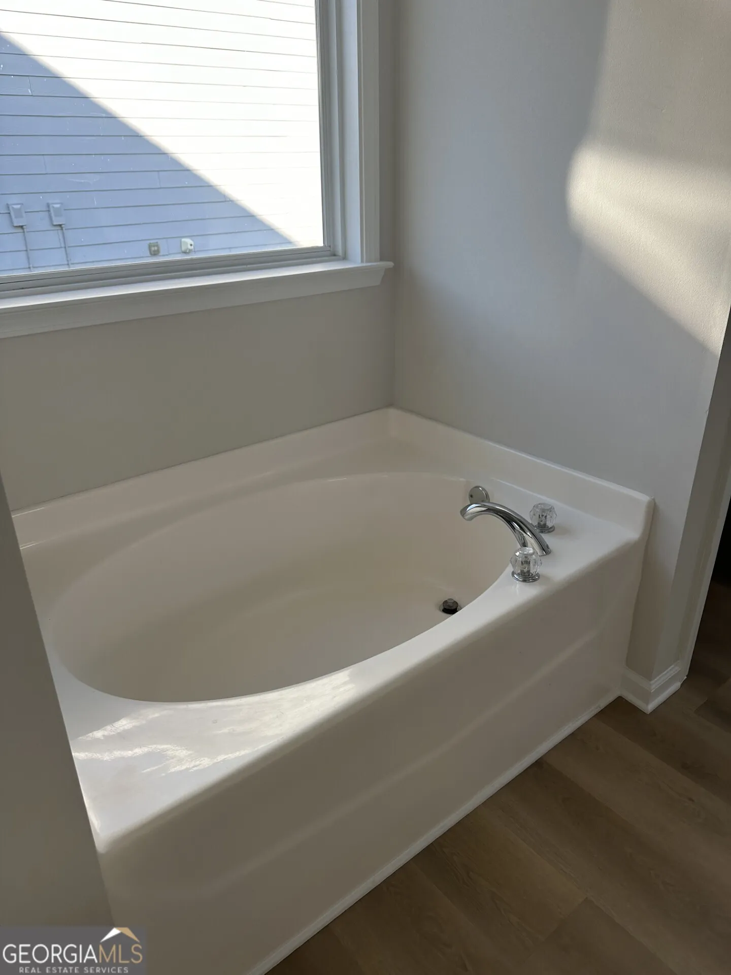 126 Horseshoe Ln — photo 15 of 25