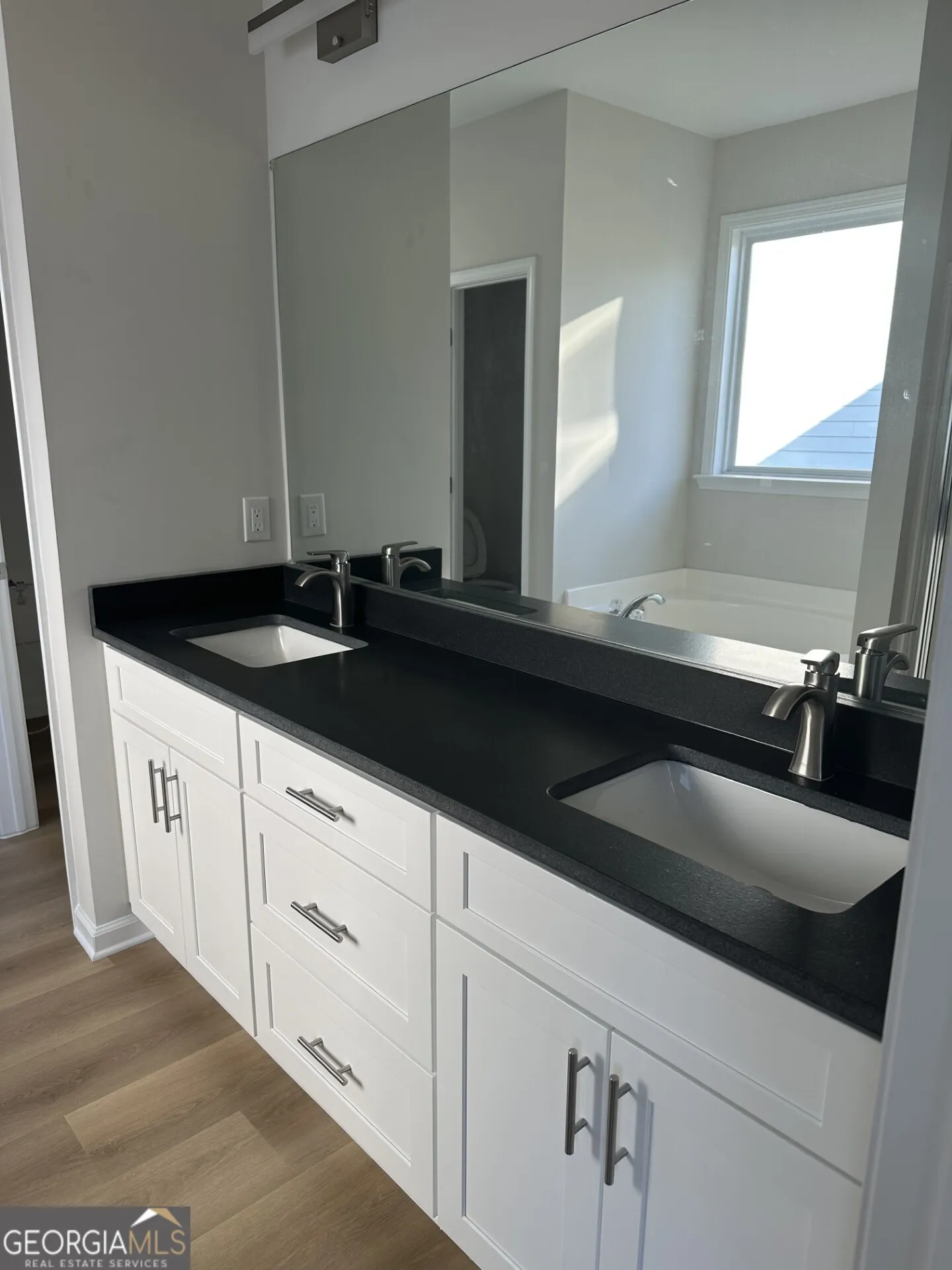 126 Horseshoe Ln — photo 14 of 25
