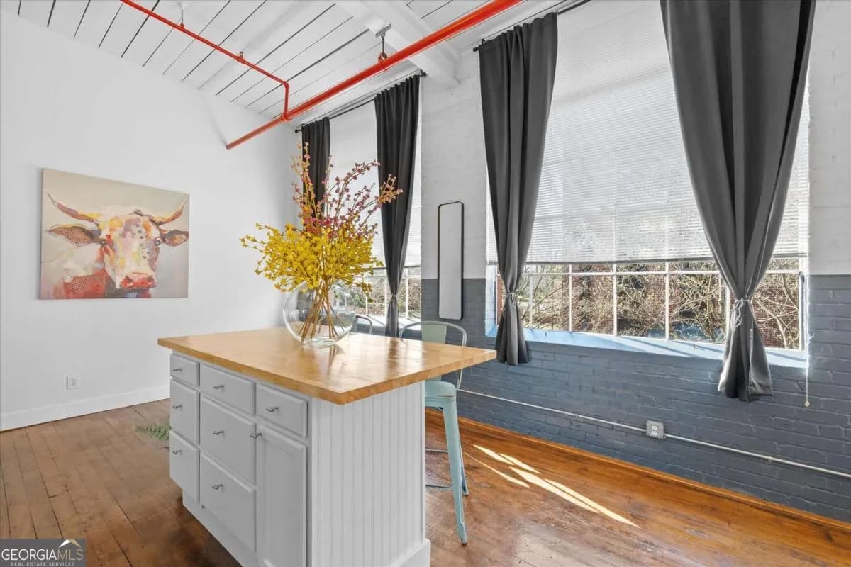 301 Bradley A305 St — photo 29 of 29
