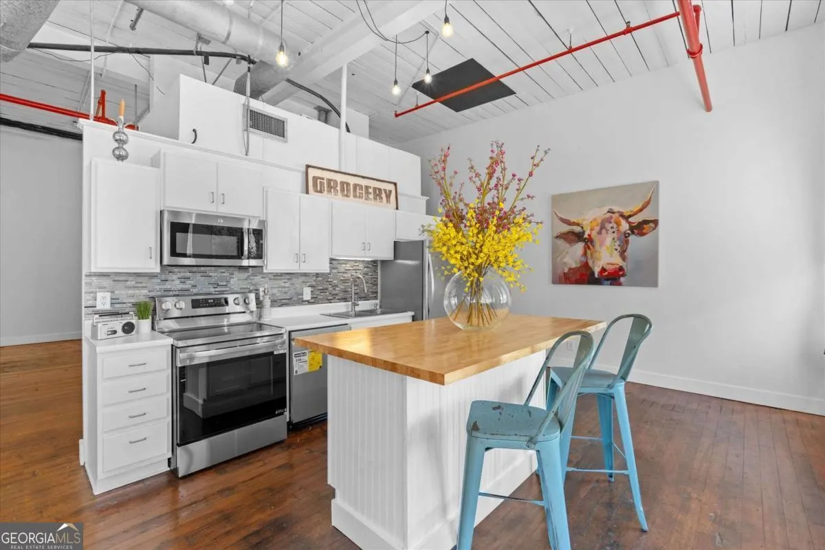 301 Bradley A305 St — photo 28 of 29