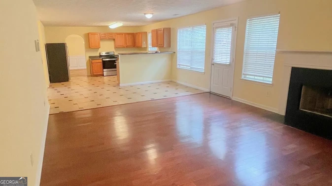 3875 Hadley Rd — photo 7 of 64