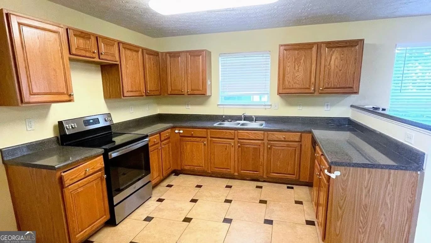 3875 Hadley Rd — photo 9 of 64