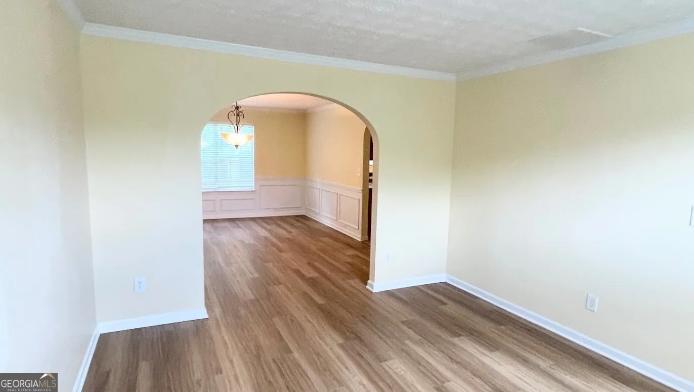 3875 Hadley Rd — photo 3 of 64