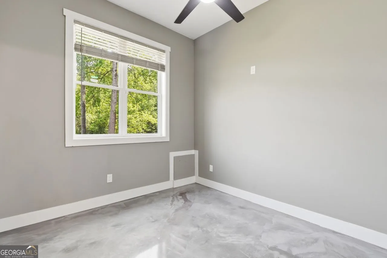 2021 Lakeview Pkwy — photo 68 of 114