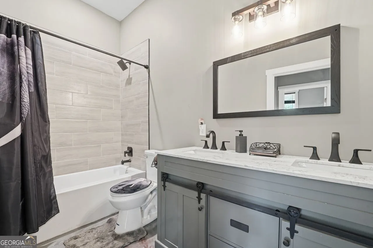 2021 Lakeview Pkwy — photo 67 of 114