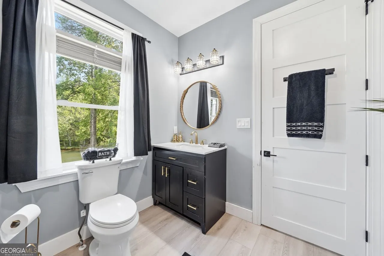 2021 Lakeview Pkwy — photo 58 of 114