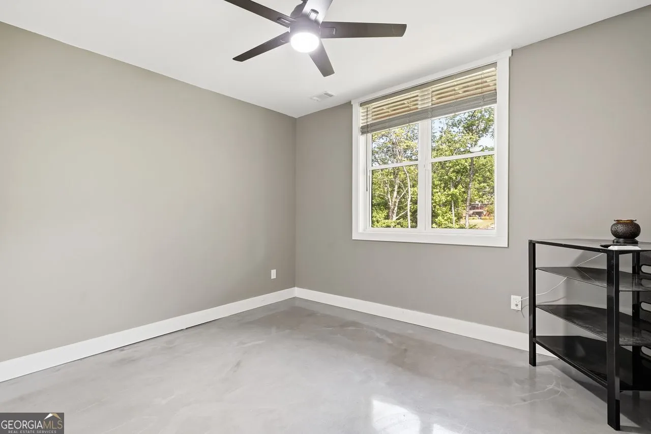 2021 Lakeview Pkwy — photo 72 of 114