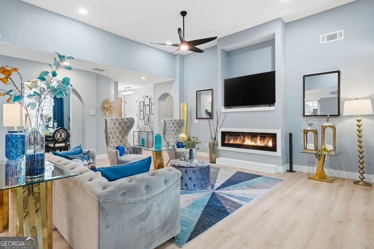 2021 Lakeview Pkwy — photo 30 of 114
