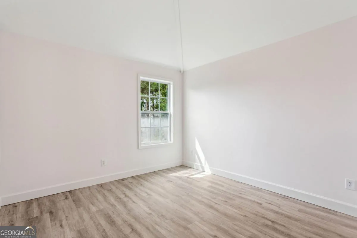 7094 Skippingstone Way — photo 14 of 26