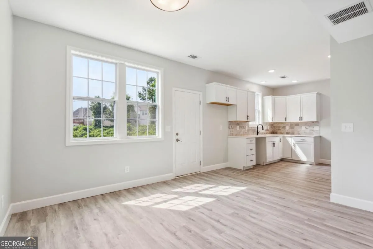 7094 Skippingstone Way — photo 21 of 26