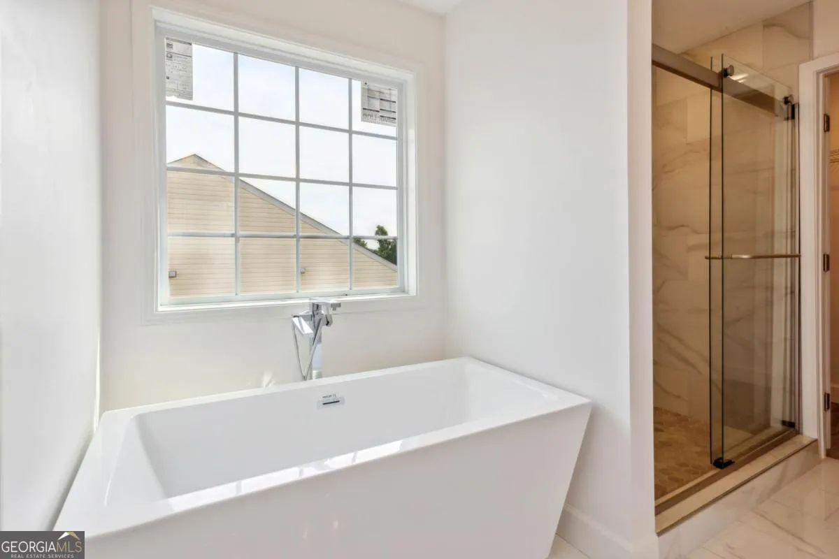 7094 Skippingstone Way — photo 9 of 26