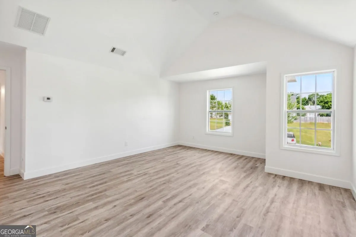 7094 Skippingstone Way — photo 6 of 26