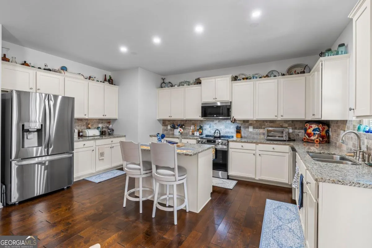 25 Shetland Ct — photo 9 of 87