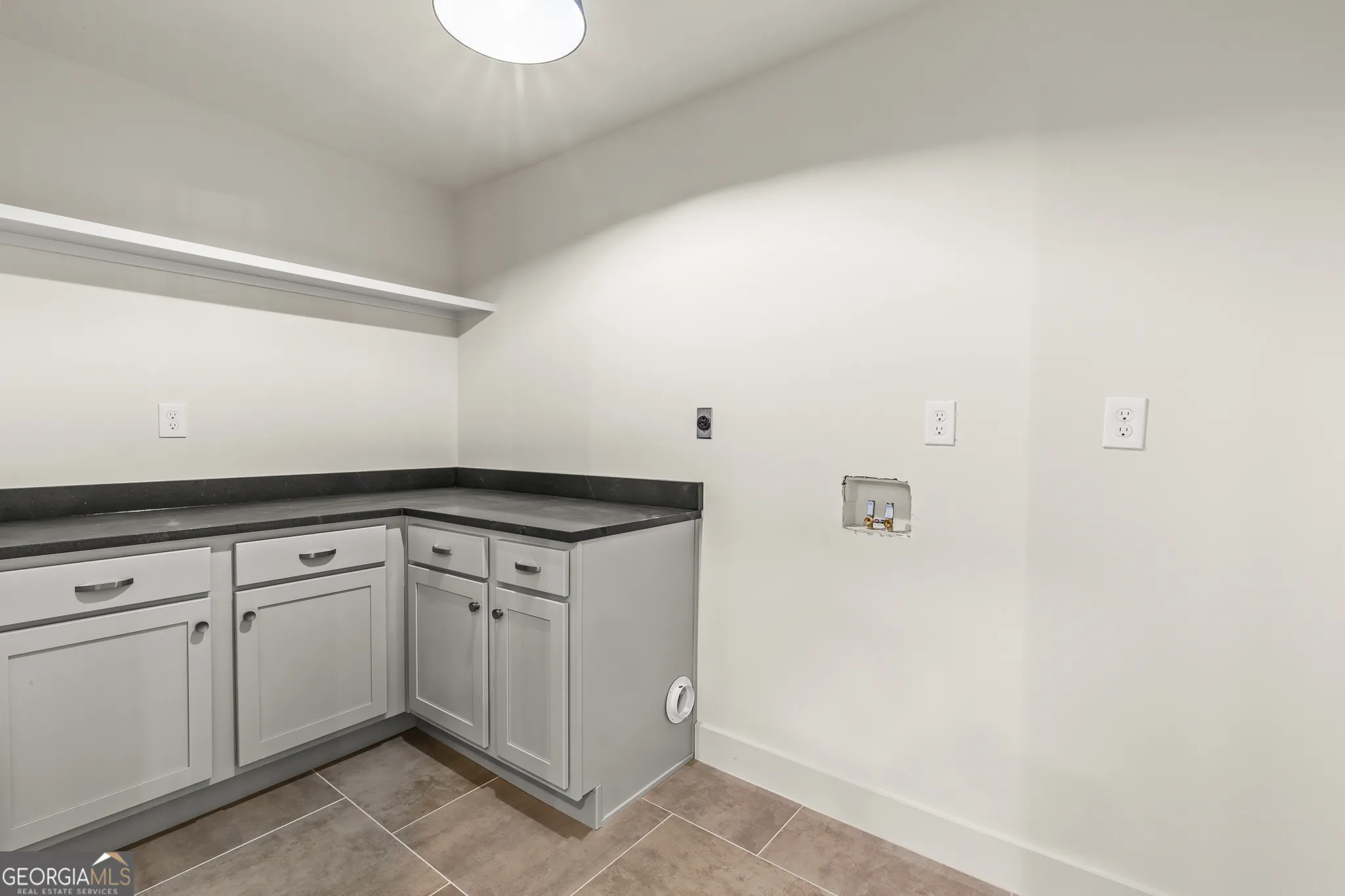 7448 Berea Rd — photo 10 of 44