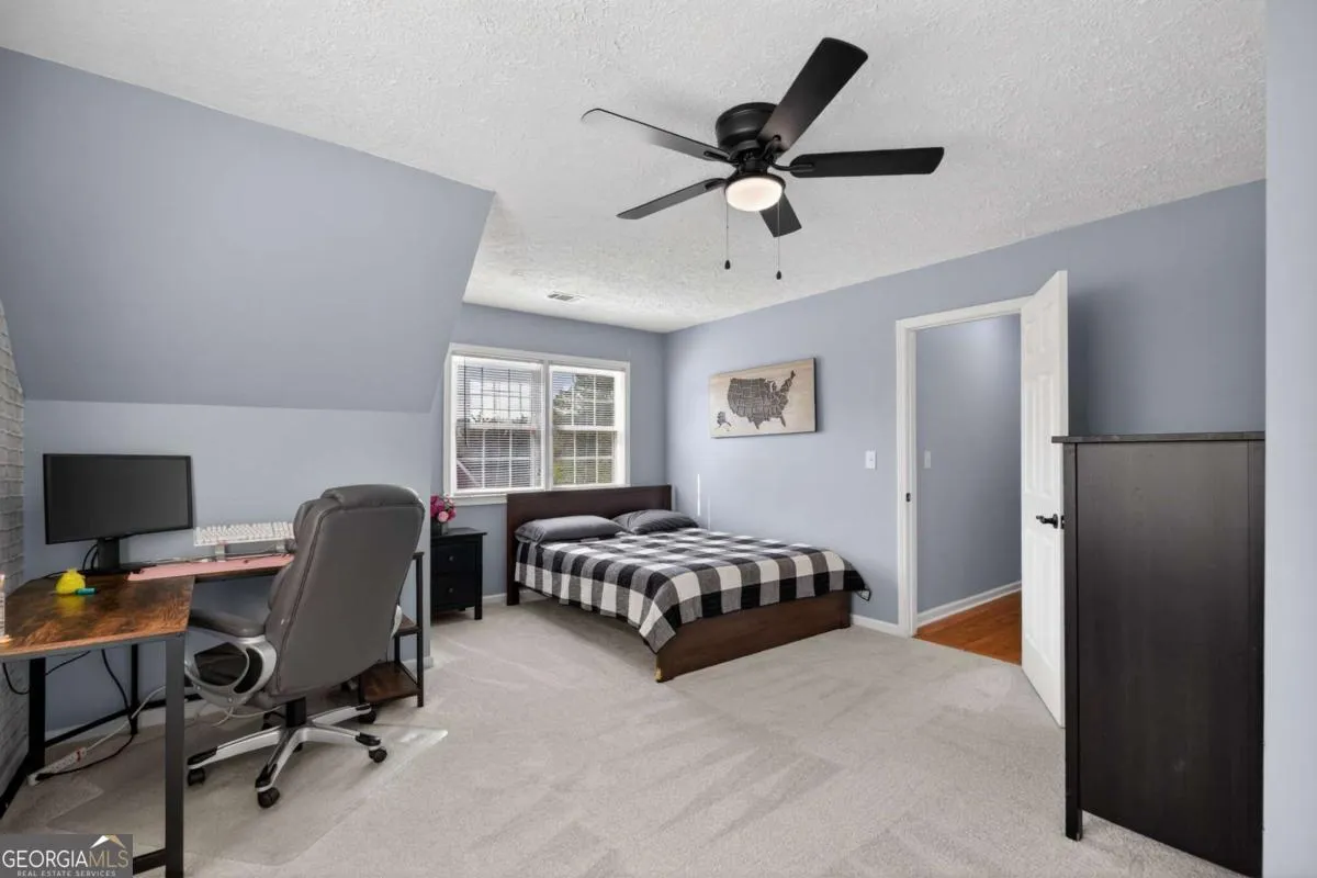 53 Crestview Dr — photo 19 of 47