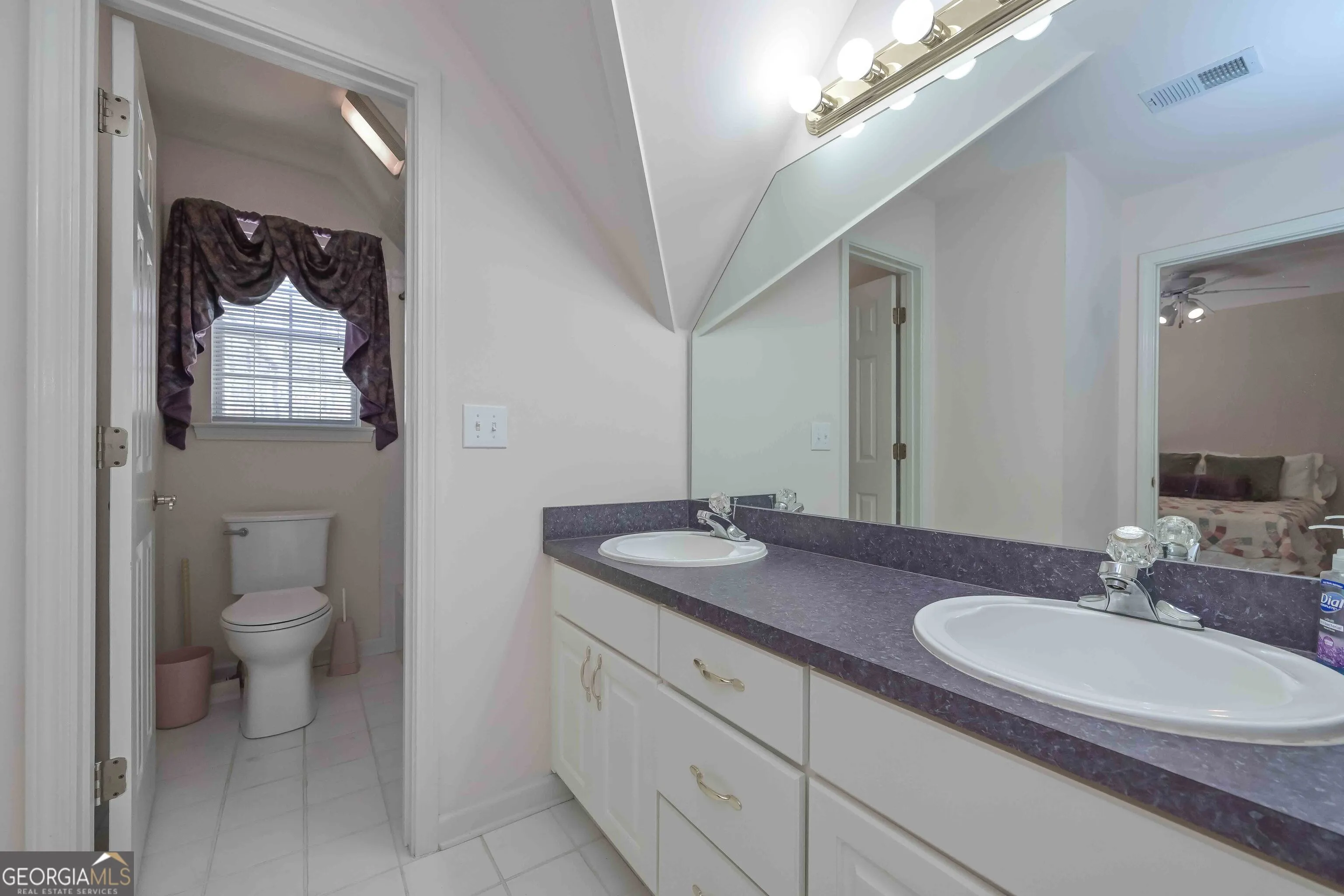 5805 W Chapel Hill Rd — photo 33 of 60