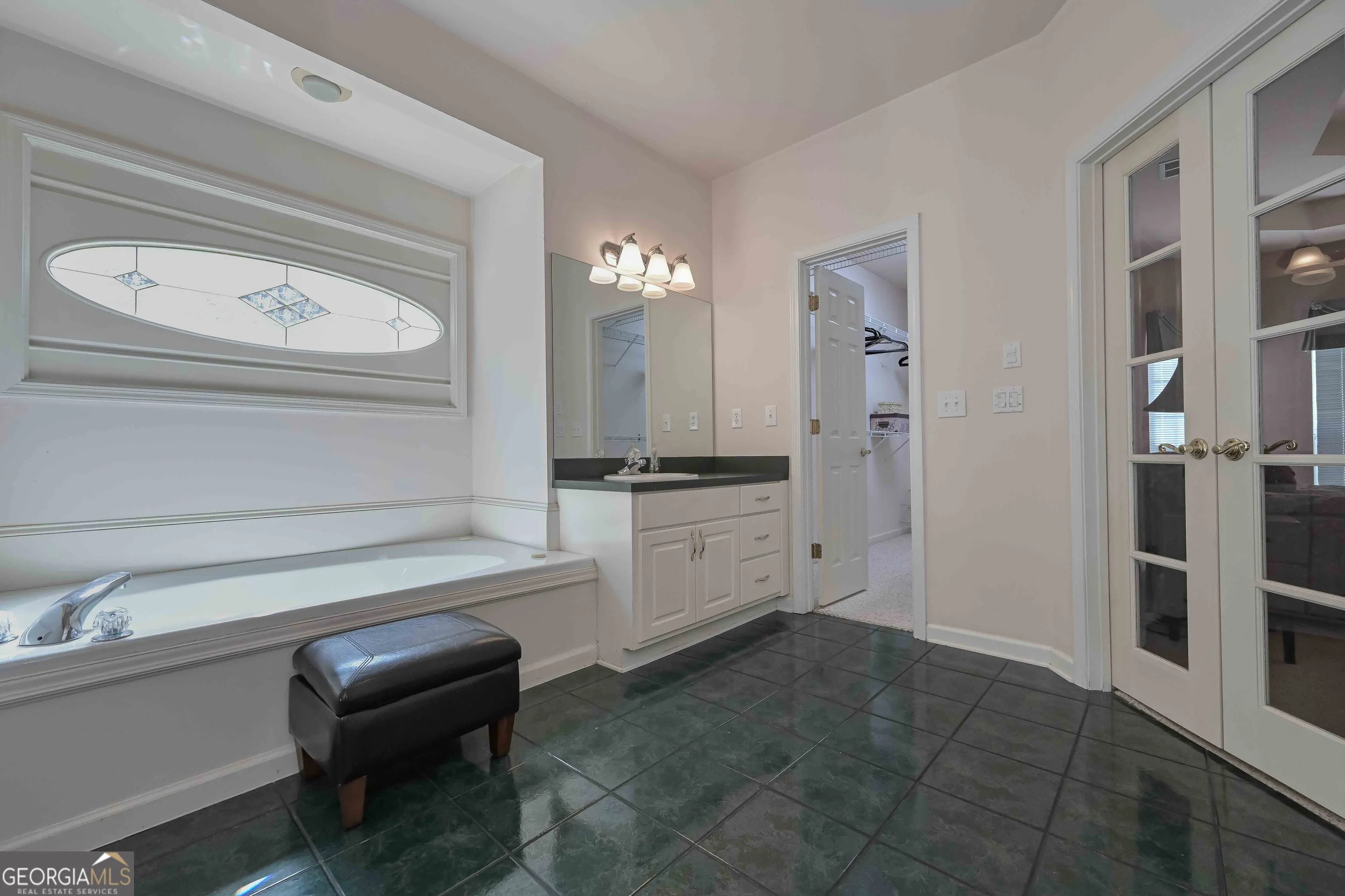 5805 W Chapel Hill Rd — photo 21 of 60