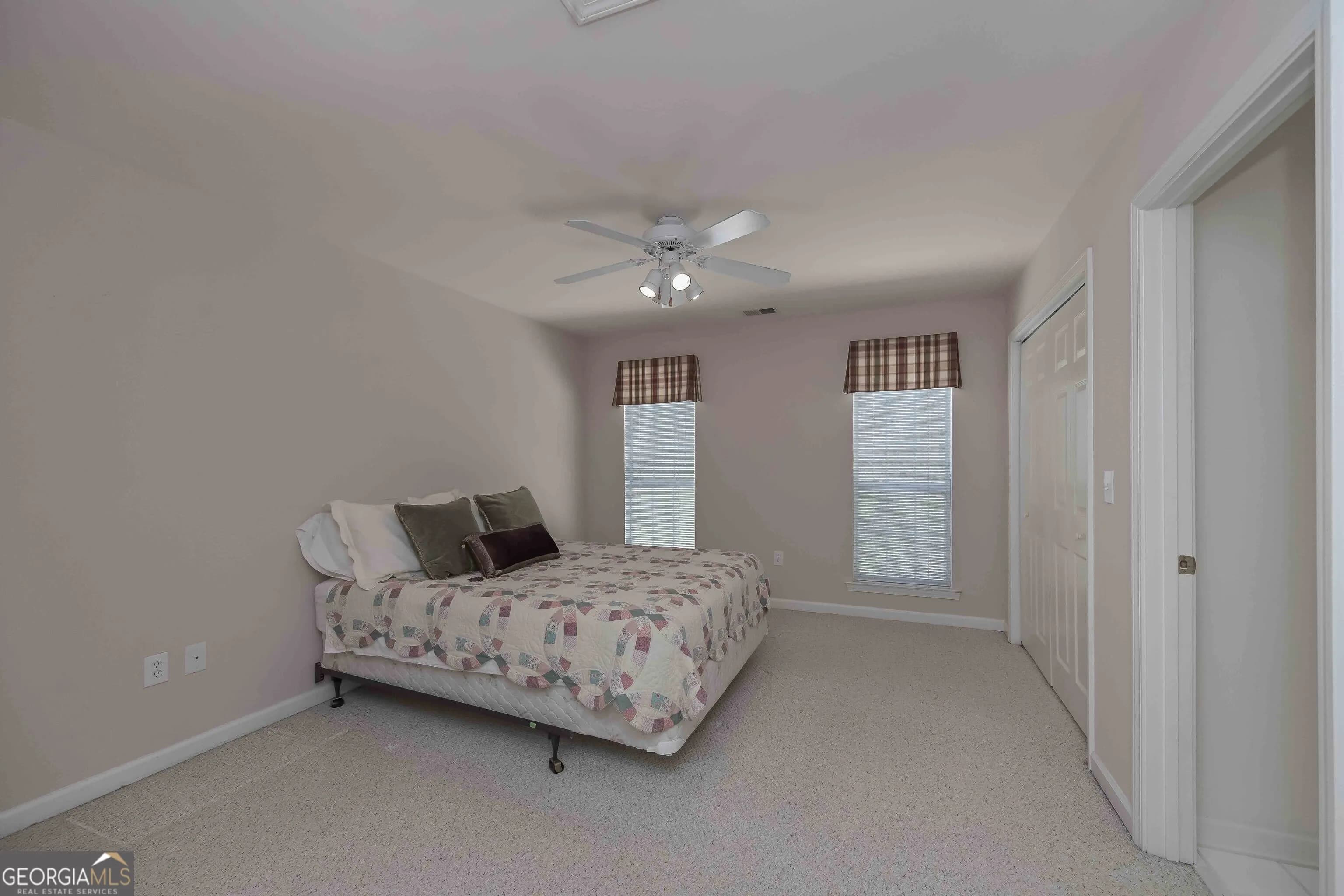 5805 W Chapel Hill Rd — photo 34 of 60
