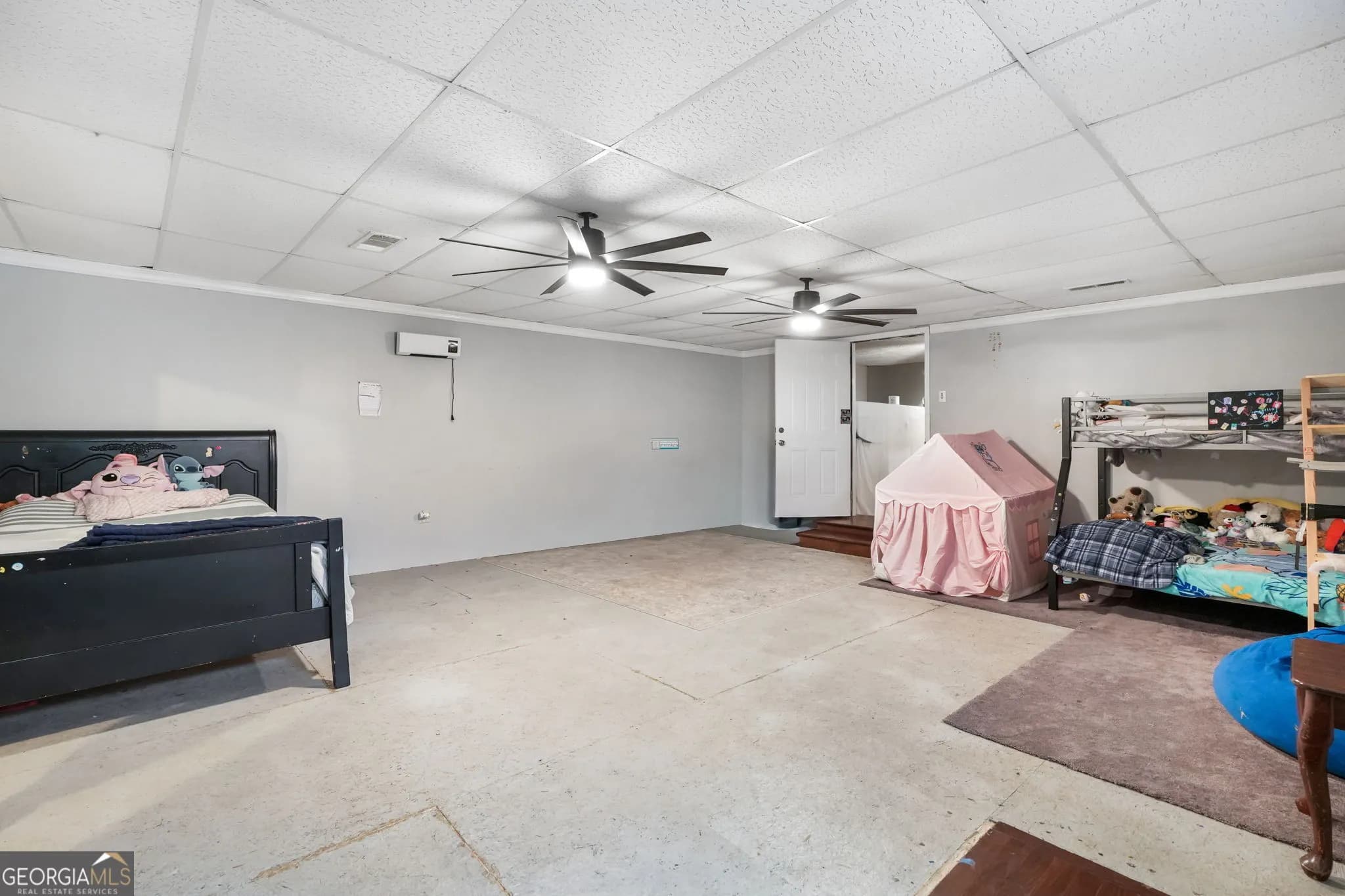 367 Benjamin Dr — photo 9 of 34