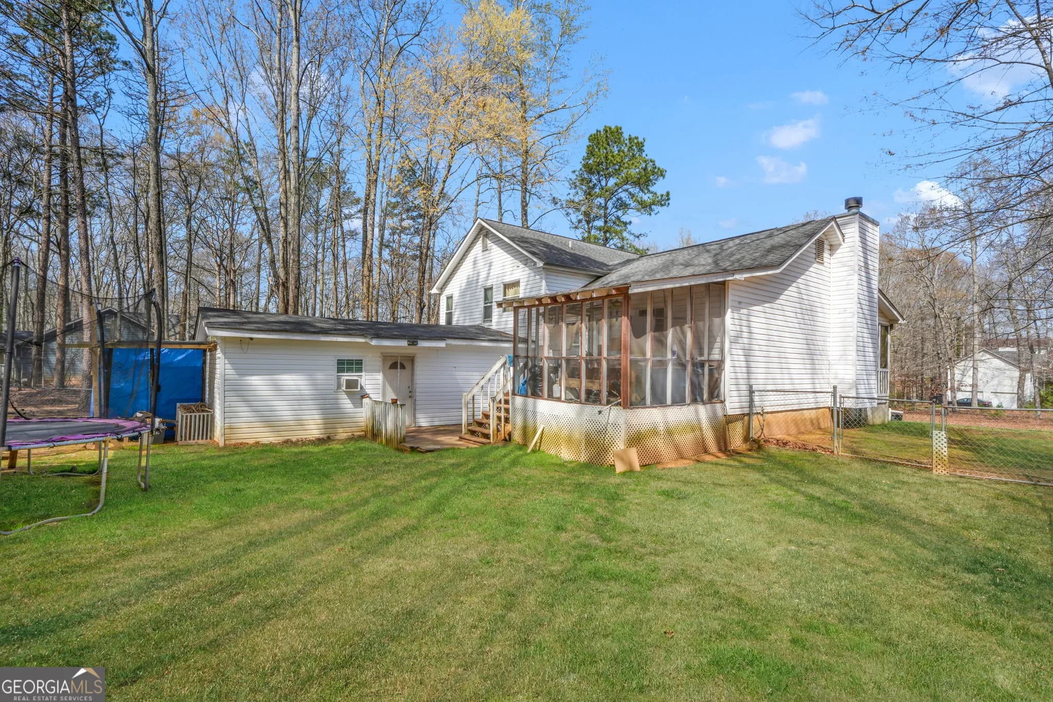 367 Benjamin Dr — photo 2 of 34