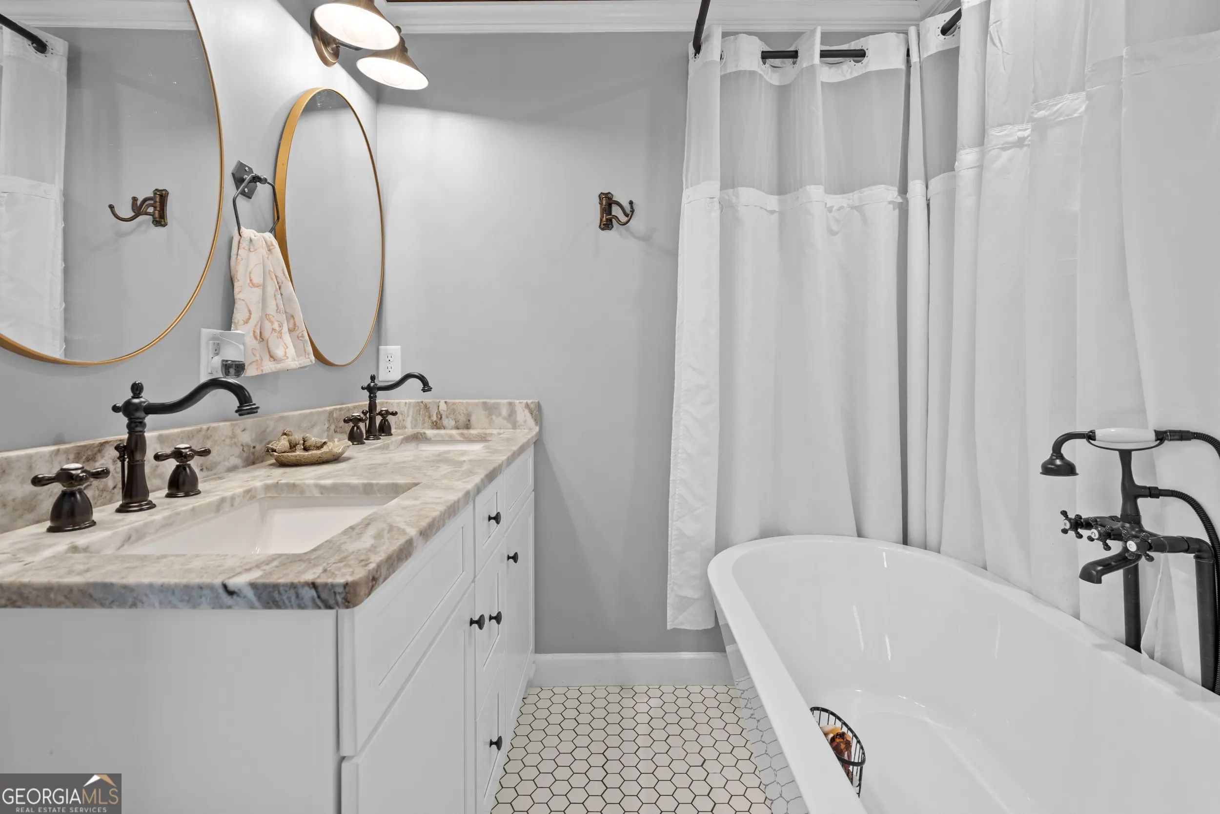 522 Hickory St — photo 9 of 57
