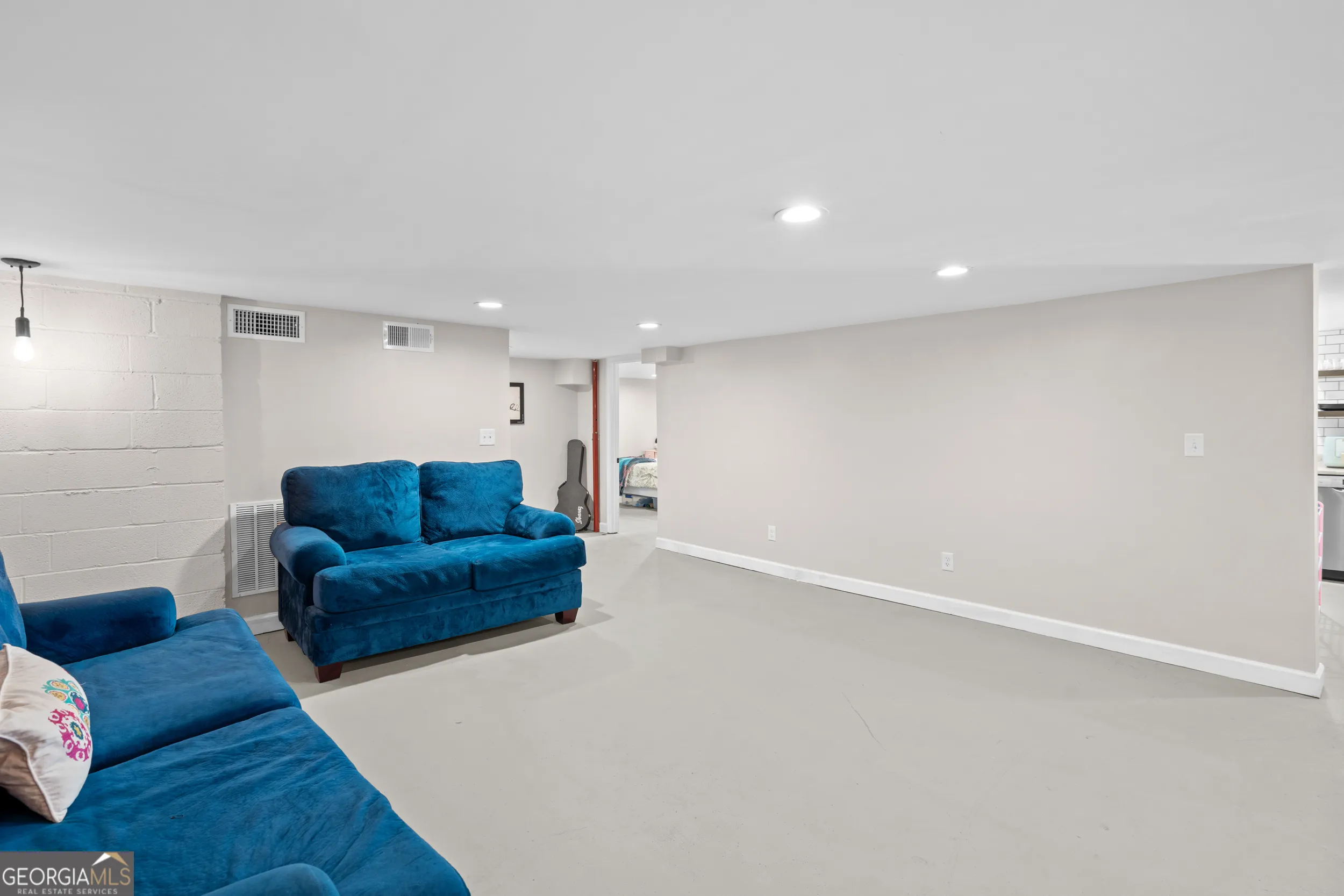522 Hickory St — photo 22 of 57